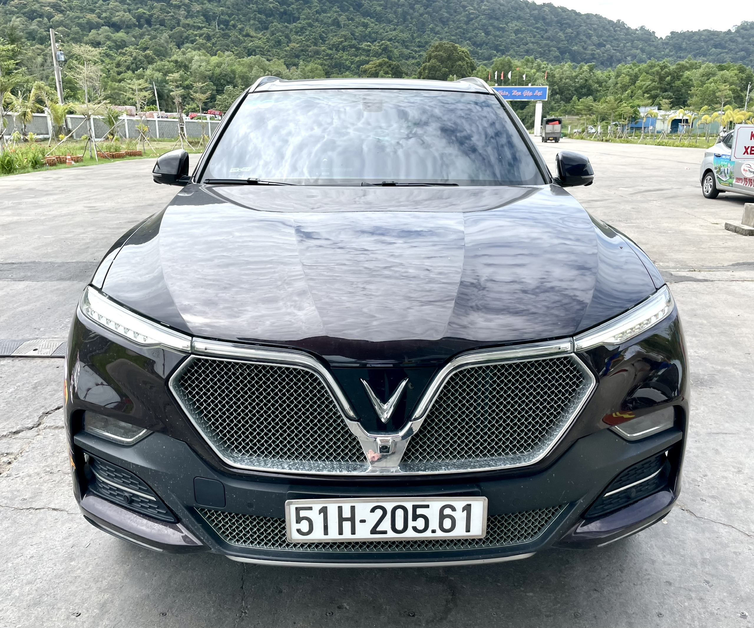 Bán xe VinFast LUX SA2.0 Plus sản xuất 2021, màu nâu, 735tr